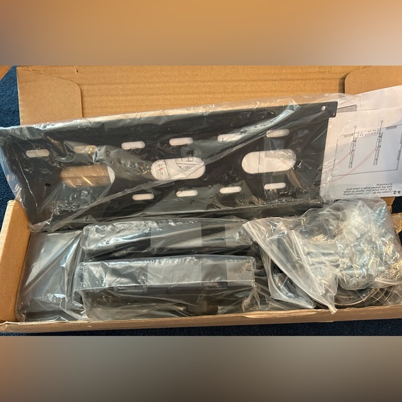 Flat Panel Tv Wall Mount 40"-75" 165 LBS Easy & Fast Installation VESA - Picture 4 of 5